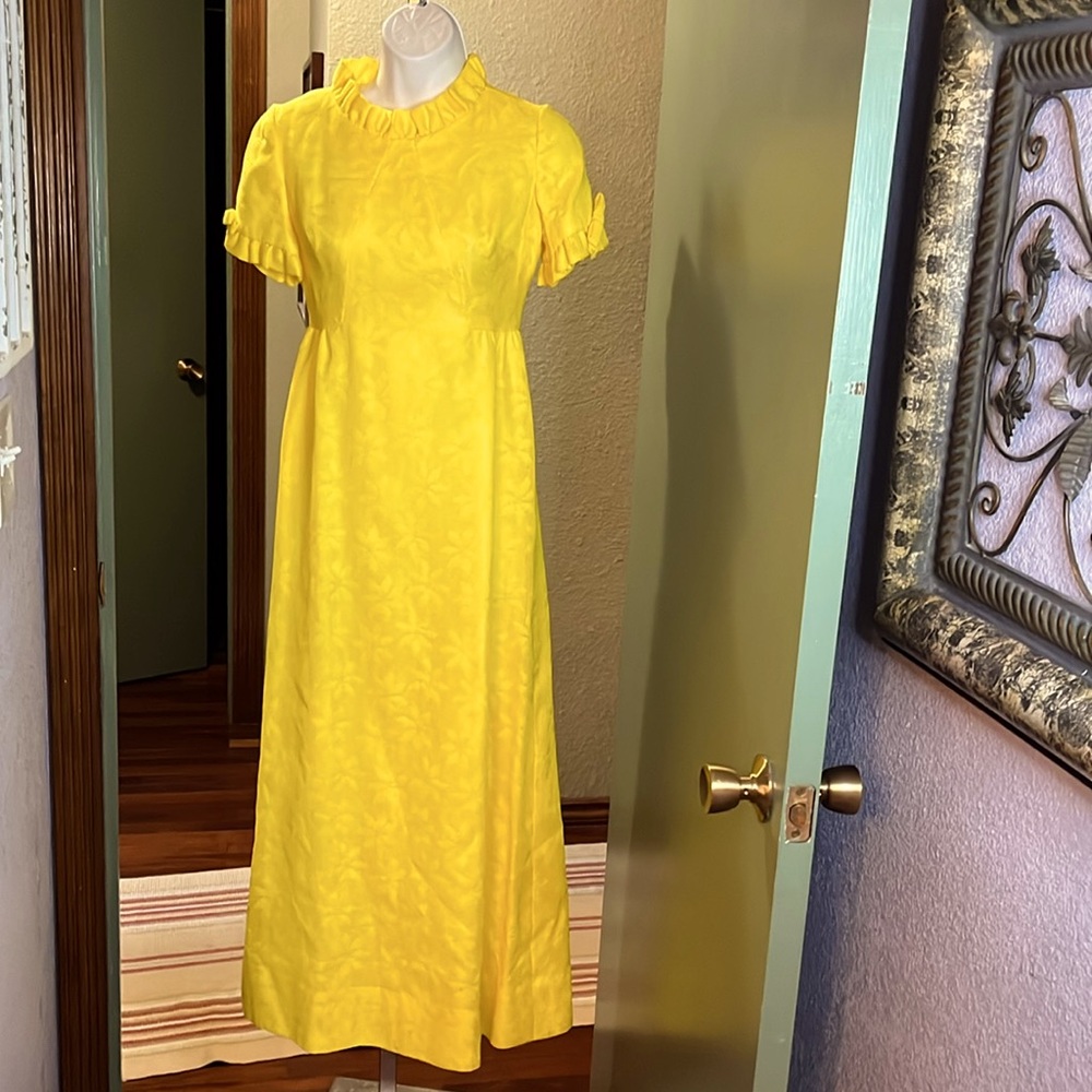 VTG Emma Domb Yellow Formal Maxi  Dress Sz S/M